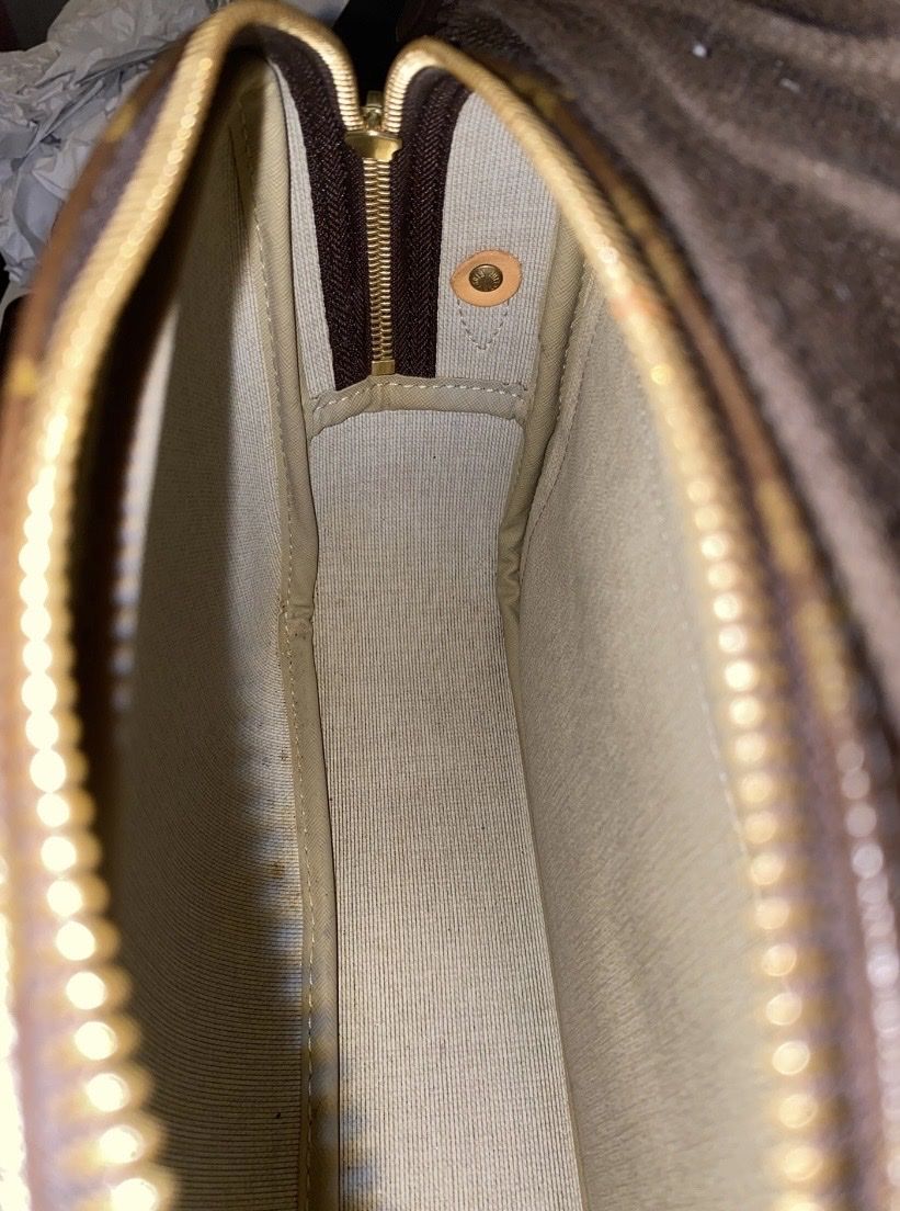 Louis Vuitton Taschen: LOUIS VUITTON Monogram Reporter PM – Gebraucht aus Zürich von Sarb11 7