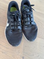 Nike ZoomX Schuhe, Grösse 42 schwarz/weiss, Top Zustand!