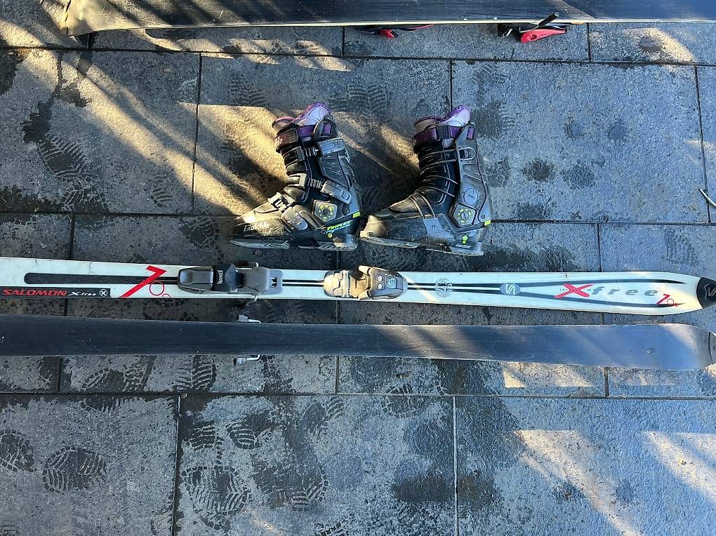 Sci: Ski Salomon 162 avec chaussures  – Usato da Grand-Lancy venduto da Limane