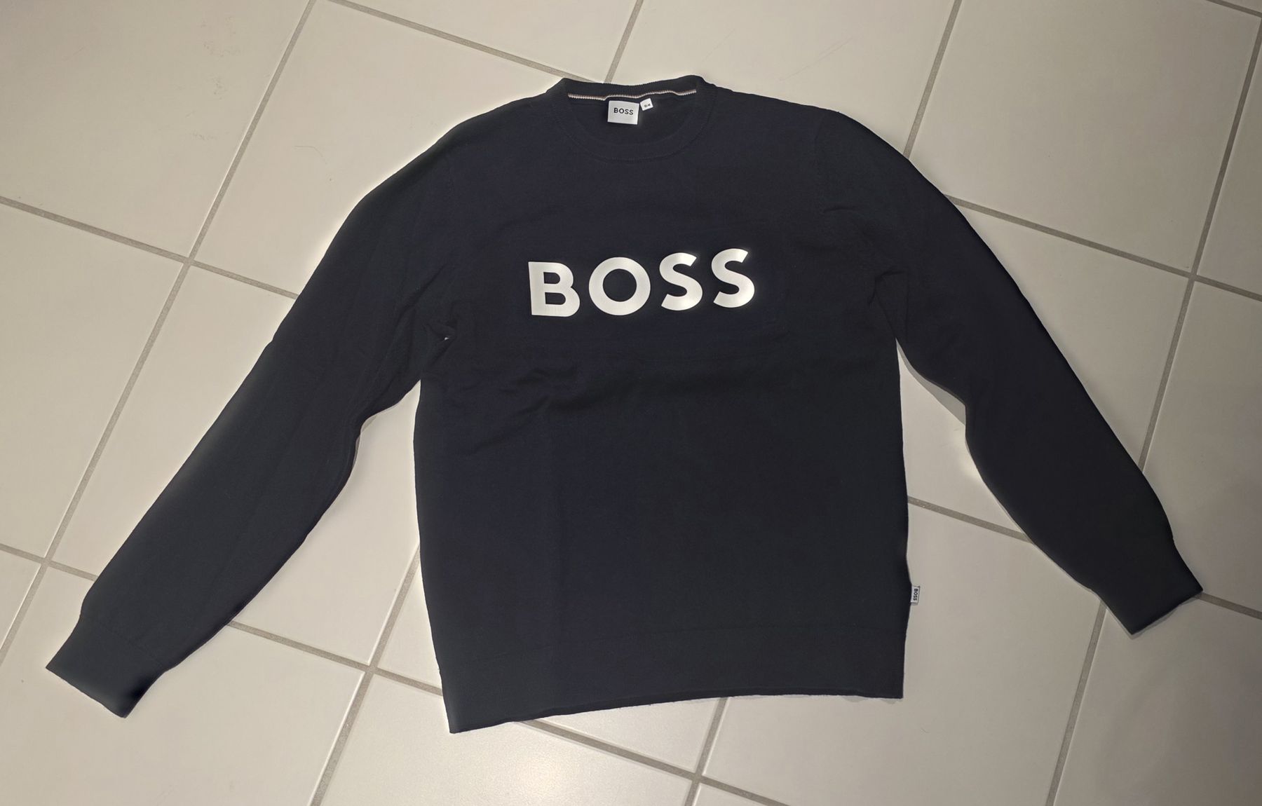 Hugo Boss Maglioni & Felpe: boss, grösse 16 jahre – Nuovo (secondo la descrizione) da Mollis venduto da DaKo79