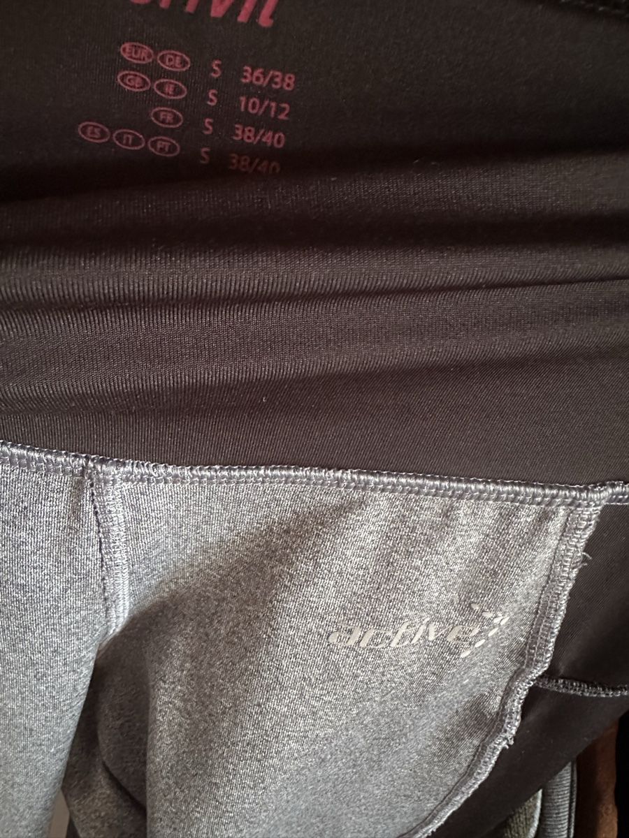 Leggings: Sportleggins Gr. S, grau – Usato da Münsingen venduto da Secondhand89 1