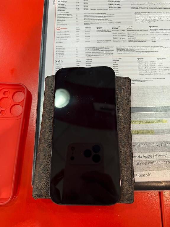 Apple Handys / Smartphones: iPhone 15 pro 128GB – Gebraucht aus Pregassona von Ale-91 2