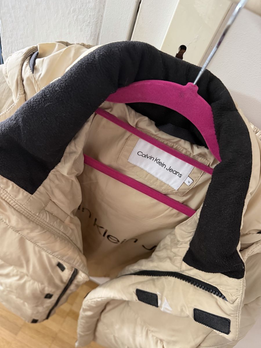 Vestes & Manteaux: Winterjacke Calvin Klein 176 – D'occasion à Itingen par levilu 2
