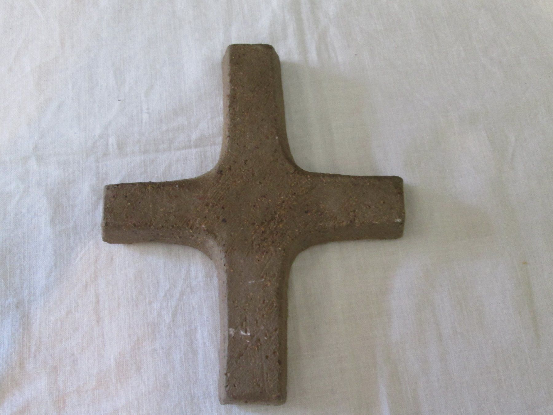 Sculture & Statue: Croix murale rustique – Usato da La Chaux-de-Fonds venduto da Marteaux