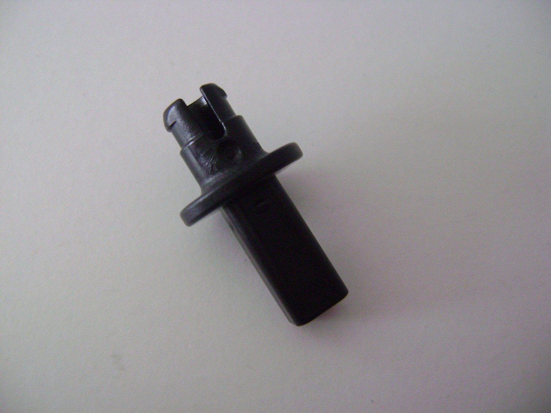 Playmobil Giocattoli: Playmobil - schwarze Nabe / Achse – Usato da Wil SG venduto da Pascal_V 2