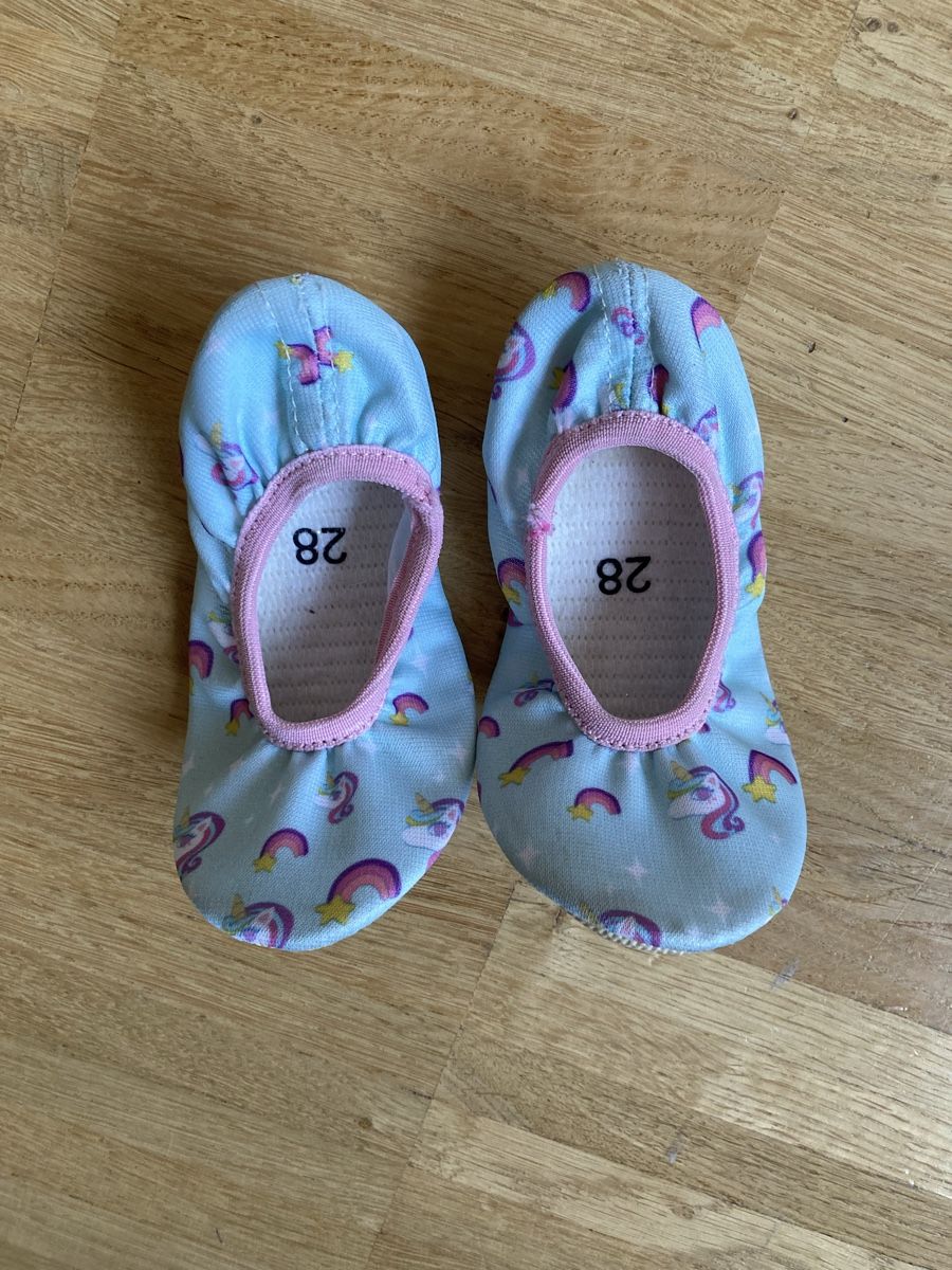 Scarpe per ragazzi: Geräteschuh Grösse 28 – Usato da Zürich venduto da Retrogirl