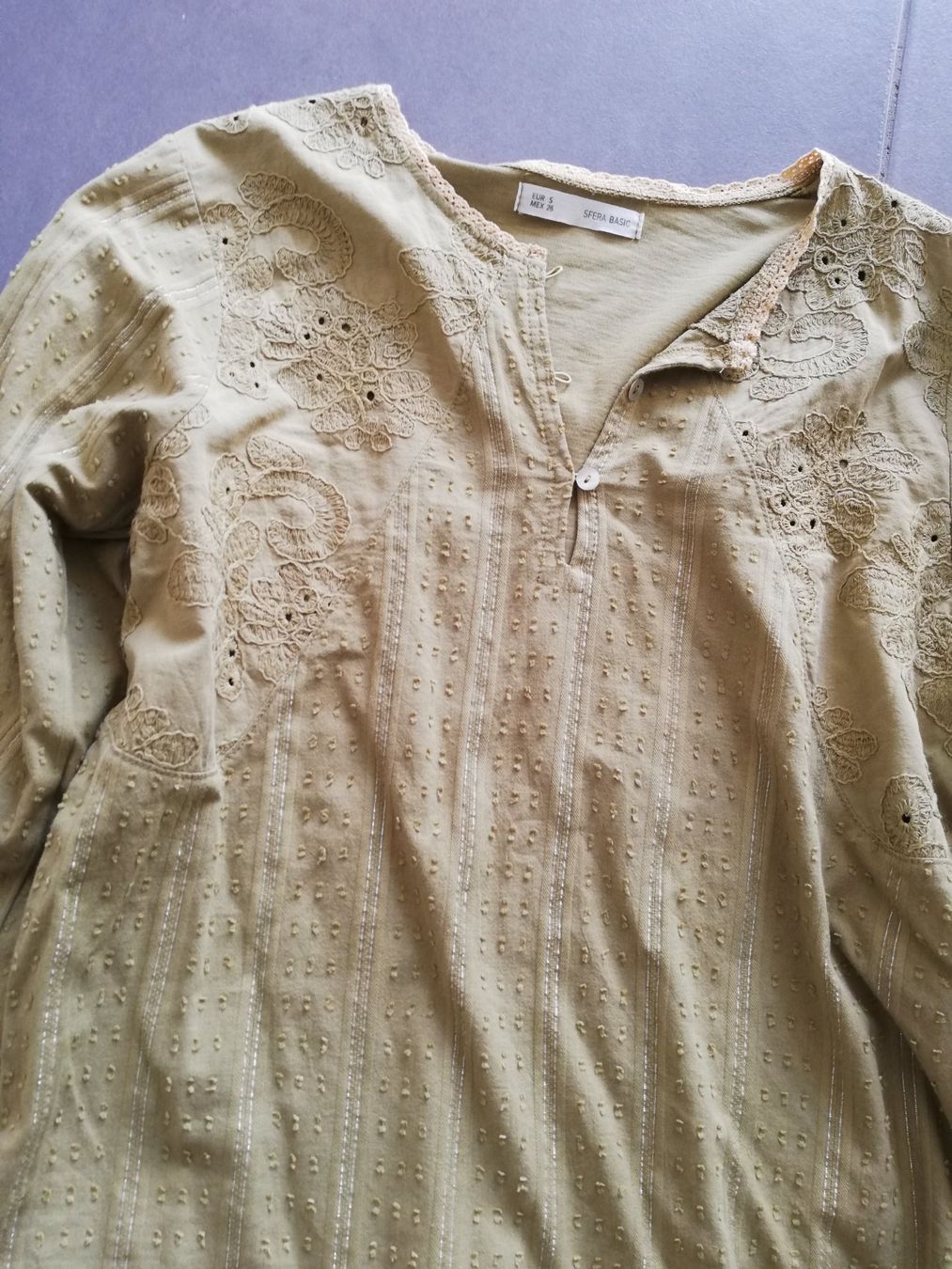 Camicette: Bluse mit Stickerei Gr S Senfgelb – Usato da Untersiggenthal venduto da Marlen59 1