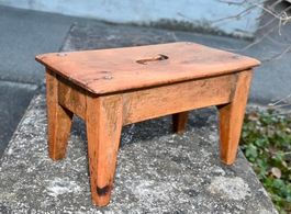 antiker Holzschemel FUSSSCHEMEL Hockerli Pflanzenhocker