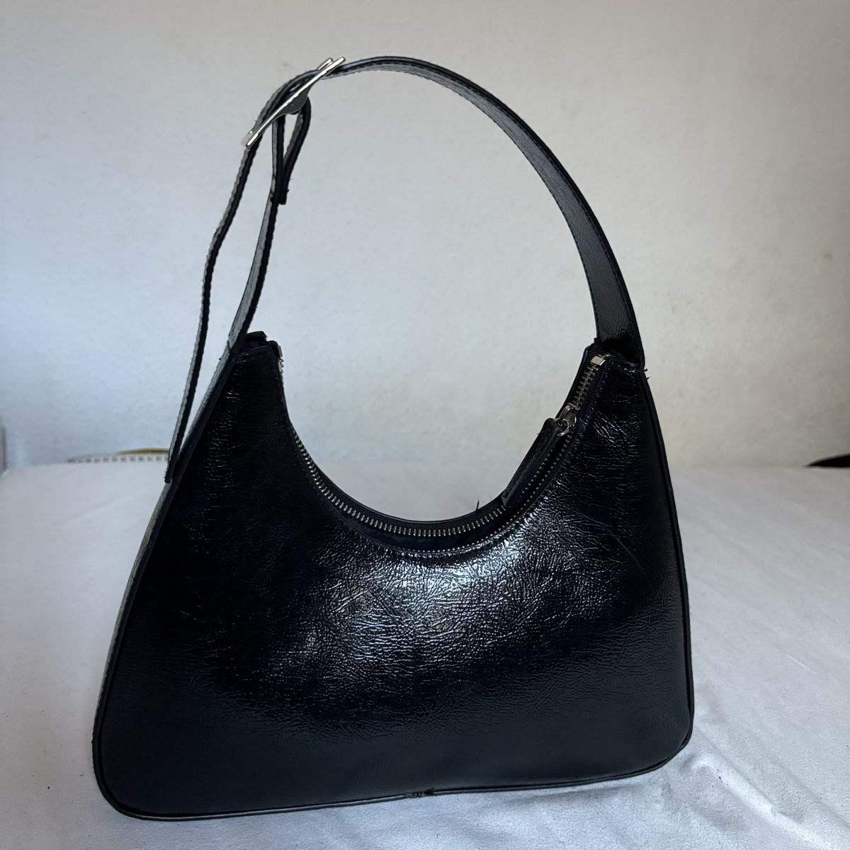Monki Borse da donna: Sac à main noir – Nuovo (secondo la descrizione) da Moudon venduto da TigerrrEye