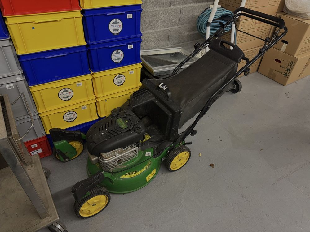 John Deere JS63C Lawn Mower | Kaufen auf Ricardo