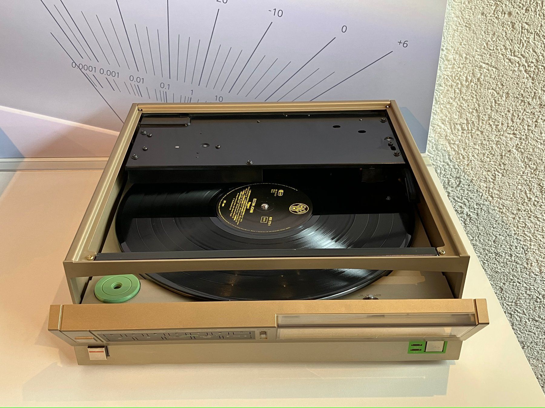 Marantz Giradischi: MARANTZ TT433 platine tourne-disque – Usato da Delley venduto da ogringo77 1