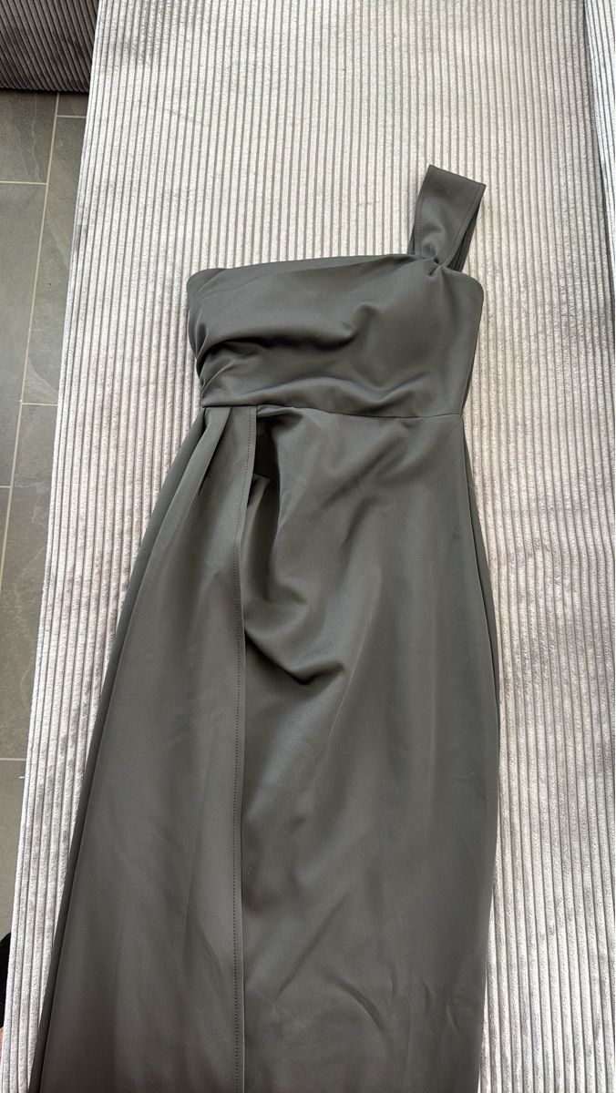 Shein Vestiti: Abendkleid – Nuovo (secondo la descrizione) da Suhr venduto da axsps
