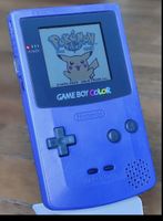Nintendo Game Boy Color lila mit Pokemon Gelb Edition
