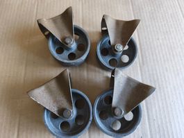 Vier Metall-Rollen für Industrial Projekte