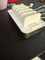 Ladestation 4smarts Team mit 6 Ports und Kabeln gebraucht