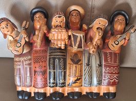 Groupe de musiciens en terre cuite etat usage