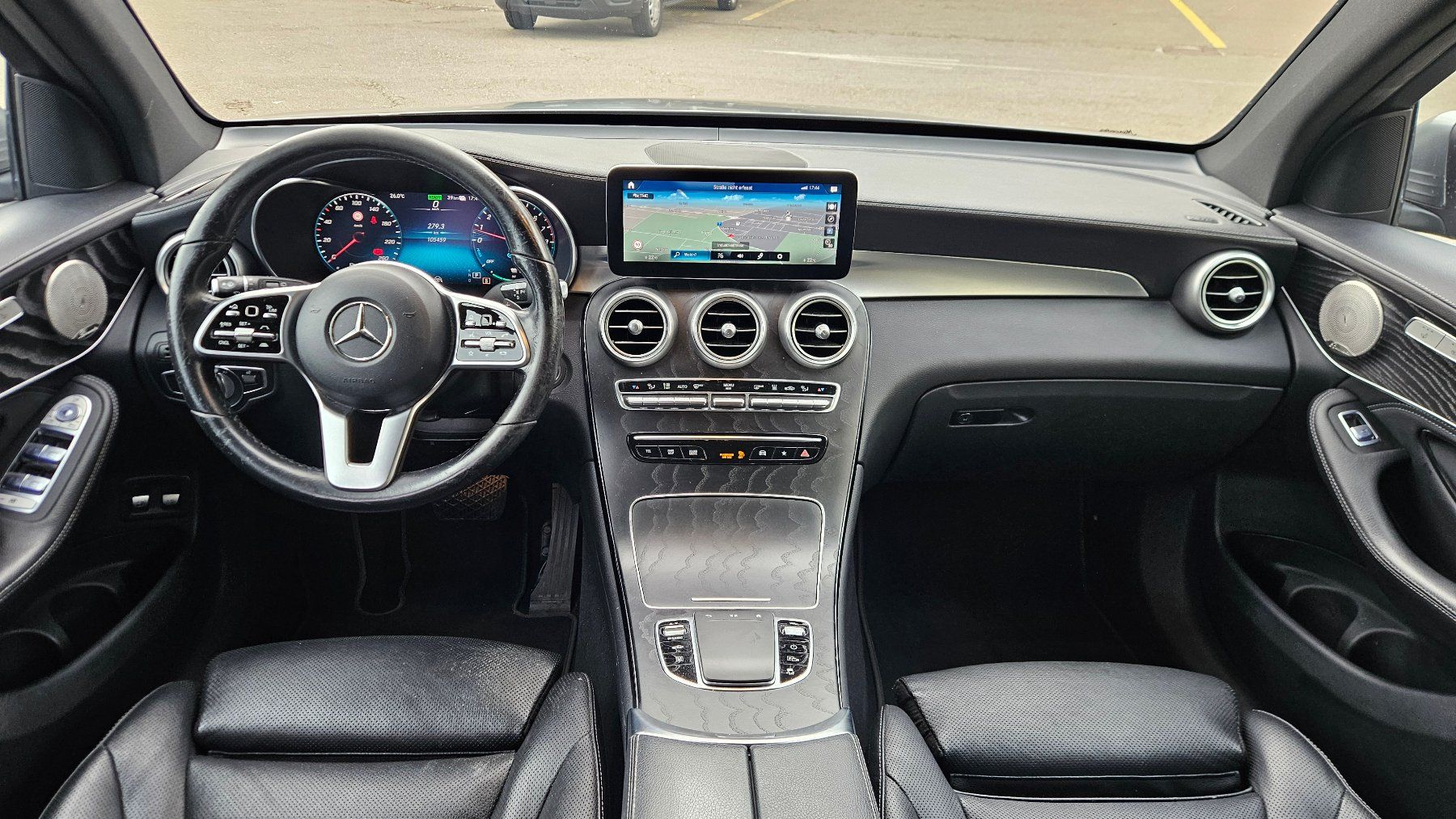 Mercedes-Benz Automobili: Mercedes-Benz GLC 300 e – Usato da Embrach venduto da Lingmau 4