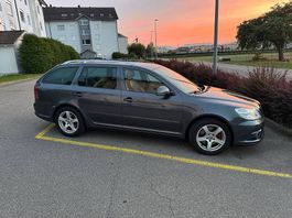 Skoda Oktavia RS 2.0 TFSI 200PS