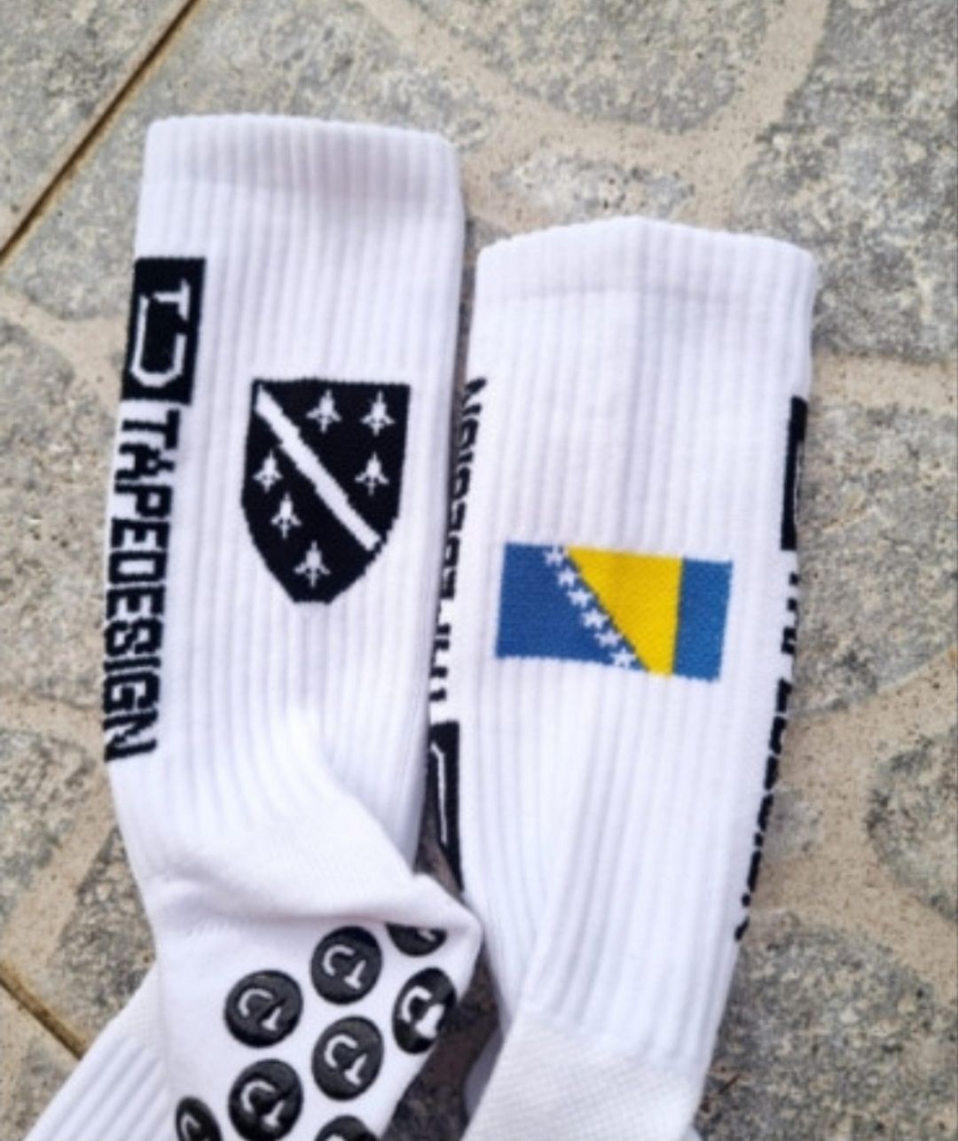 Canottiere & Pantaloni: Bosnien Fussball GRIP – Nuovo (secondo la descrizione) da Emmenbrücke venduto da TopGato 2