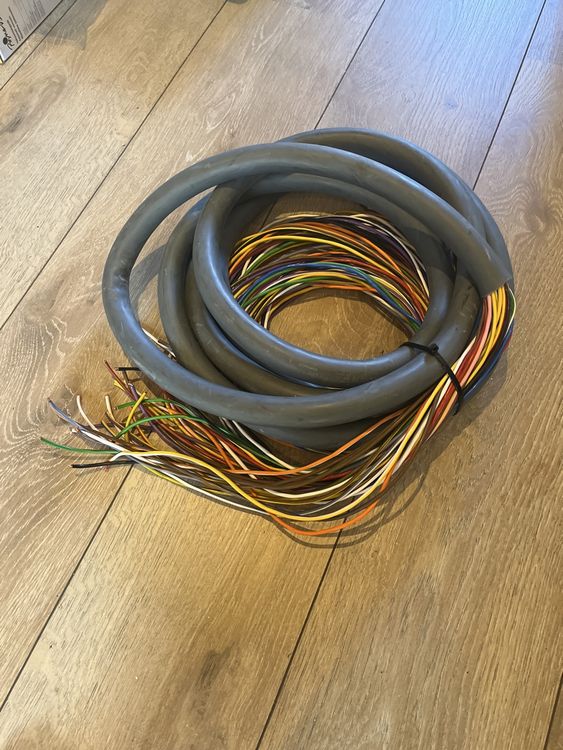 Multicore-Kabel 6m 34 Adern mit Farbcode (Gebraucht) in Burgistein für ...