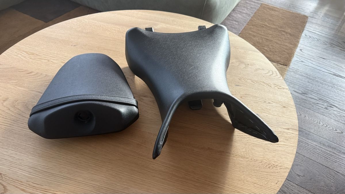 Yamaha Alle Motorradersatzteile: Yamaha MT-09 2025 Original Seat Set – Gebraucht aus Rüschlikon von sergir 1