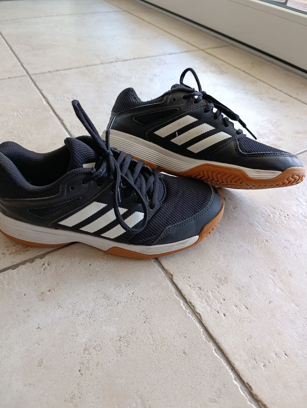 Adidas Herrenschuhe: BASKETS DE SPORT ADIDAS 38 2/3 – Gebraucht aus Sierre von shirley04 4