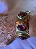 Vintage Armspange mit Glassteinen..Topzustand