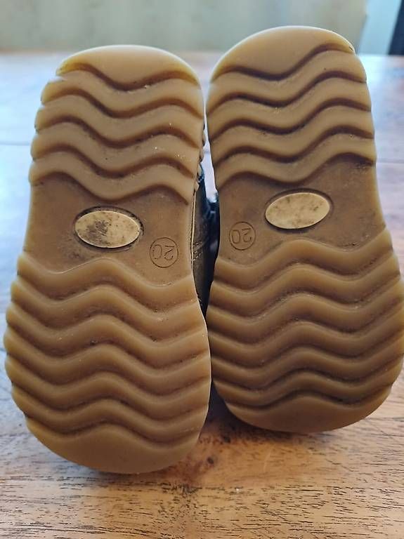 Scarpe per ragazzi: Winterschuhe /Stiefel Gr. 20 – Usato da Oberrieden venduto da Raja011 1