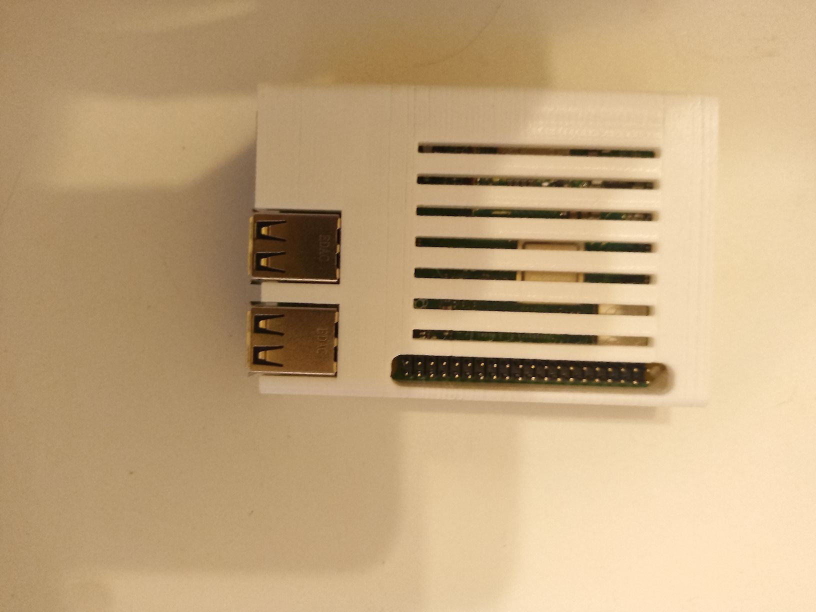 Raspberry Pi PCs: Raspberry Pi 3 Model B+, 32GB microSD, 3D-gedrucktes Gehäuse – Neuf (Voir description) à Rheinfelden par tho_fk2k 5