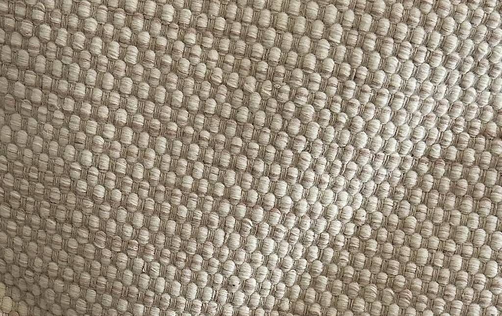 Teppiche: Kinderteppich Creme/Rosa - Durchmesser 100 cm – Gebraucht aus Basel von BALE21 1