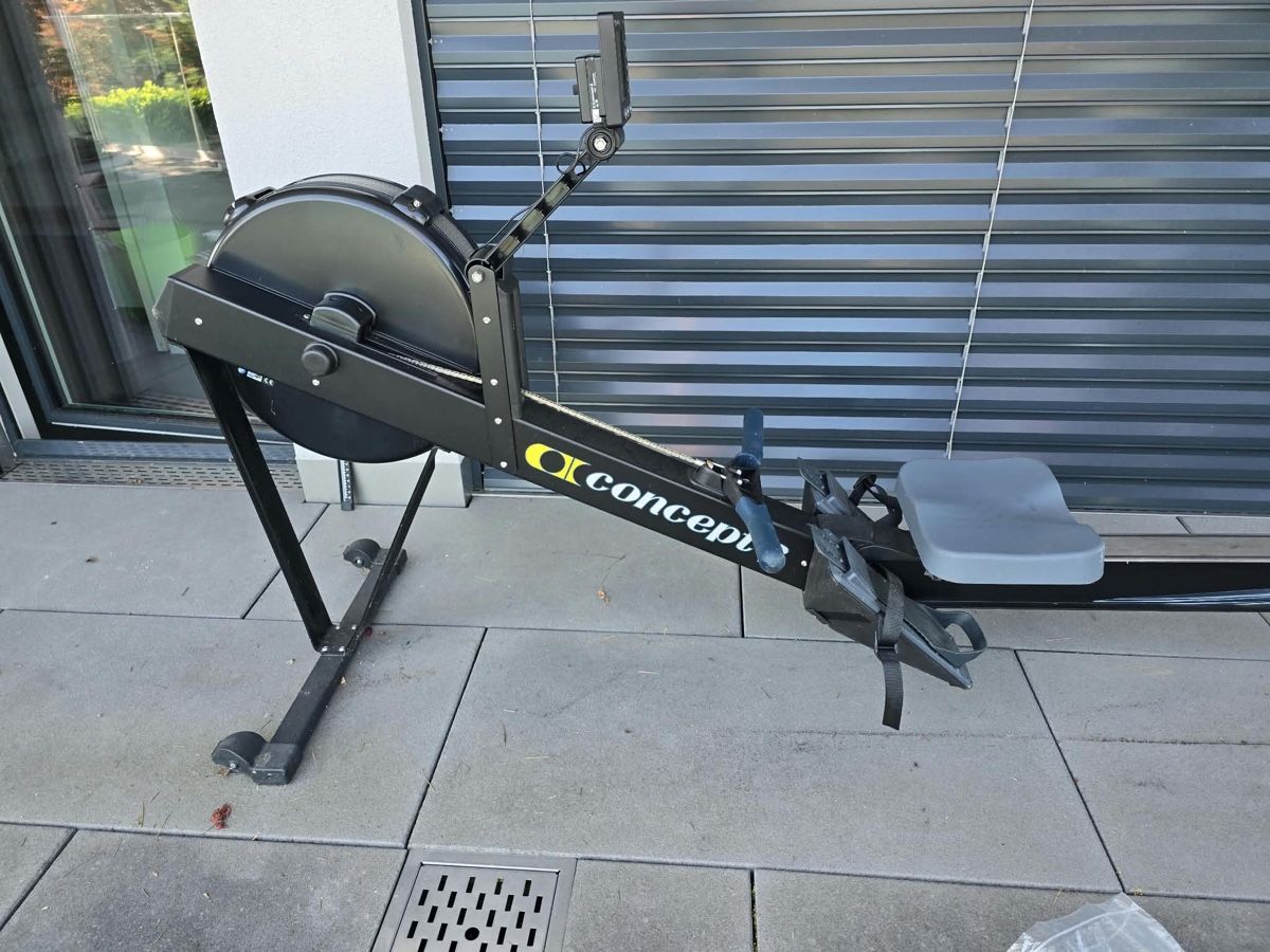 Concept 2 Vélos d'appartement: Ruderergometer Concept 2 – D'occasion à Lachen SZ par goldapsara444 3
