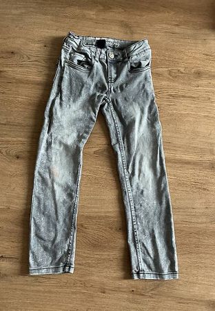 Jeanshose Größe 134