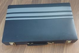 Hochwertiges Backgammon-Spiel mit Koffer