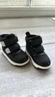 Wasserdichte Schuhe 20/21 H&M Baby sneakers in gutem Zustand