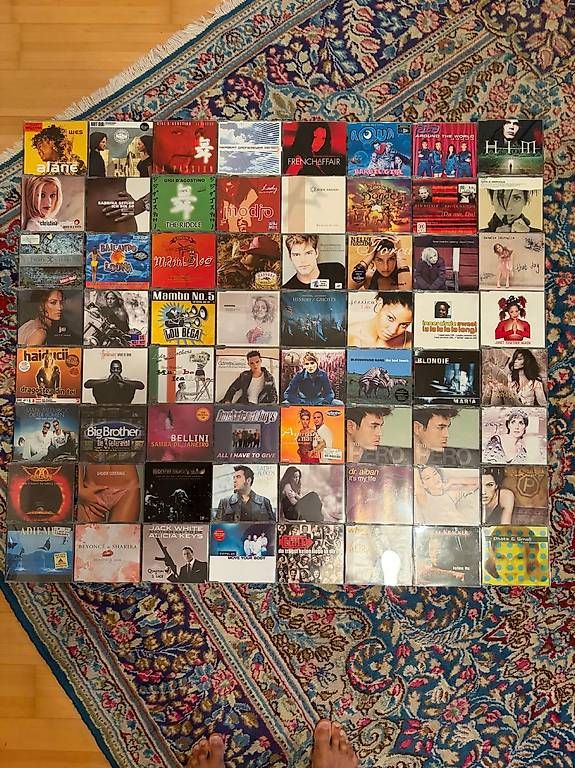 CD: 160 CD-Singles/Maxi-CDs – Usato da Binningen venduto da Xen_2gn5