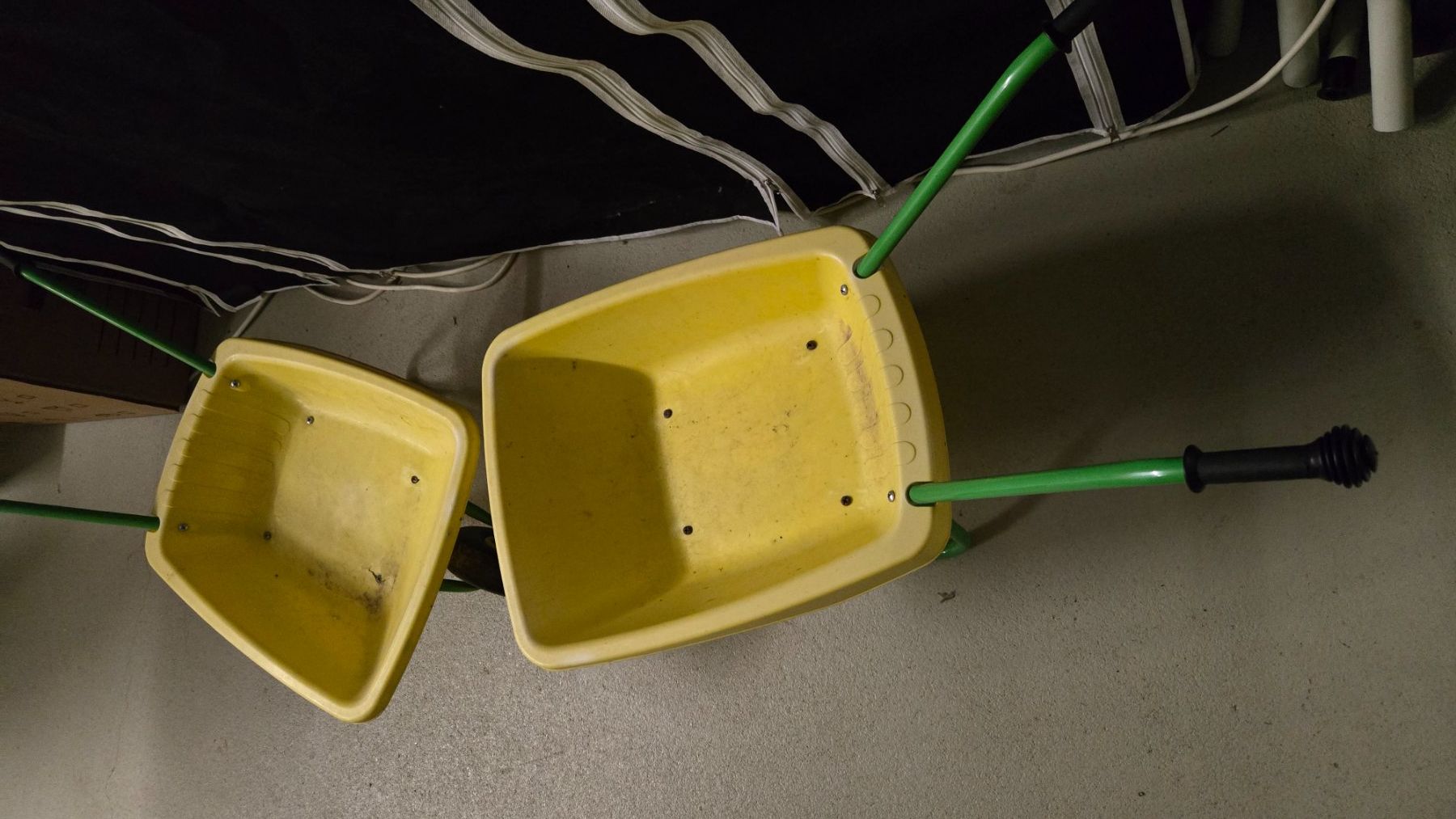 Carriole: Schubkarren (2x) für Kinder – Usato da Schötz venduto da Nico040 4