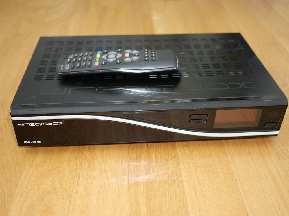 Dreambox DM7020 HD | Kaufen auf Ricardo