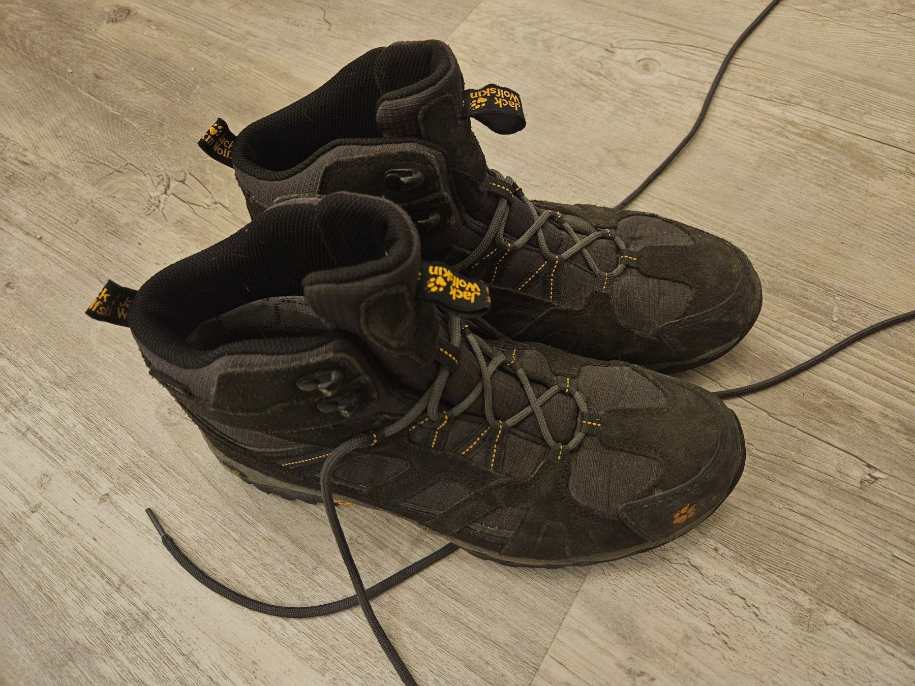 Jack Wolfskin Herrenschuhe: Wanderschuhe Jack Wolfskin Grösse 41 guter Zustand – Gebraucht aus Embrach von Lilly2021