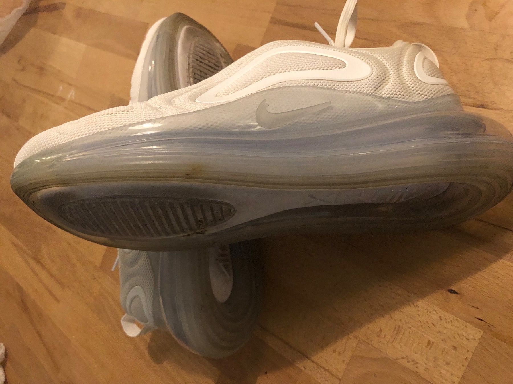 Nike Damenschuhe: NIKE AIR DAMEN SNEAKERS – Gebraucht aus Zürich von heb_c9cj 2