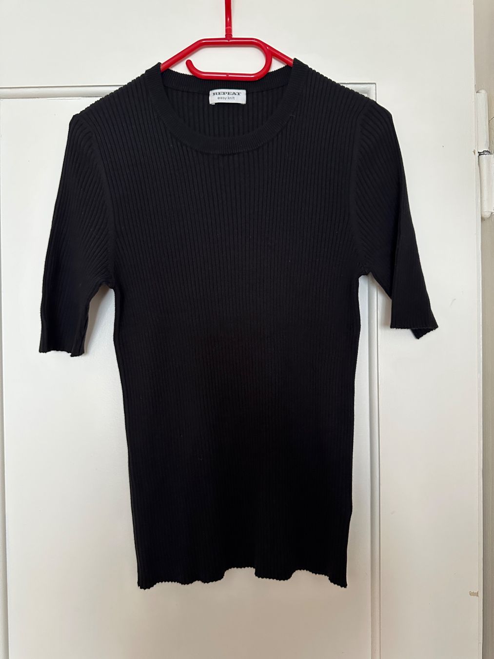 T-Shirts: Repeat Knitware – Gebraucht aus Luzern von Sesilija 4