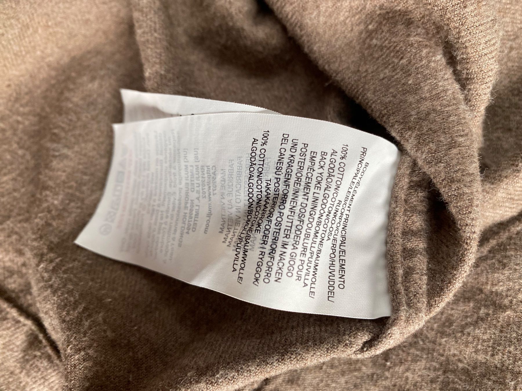 Muji Camicette: Bluse Muji braun mit Knöpfen – Usato da Chur venduto da simhofstr 6