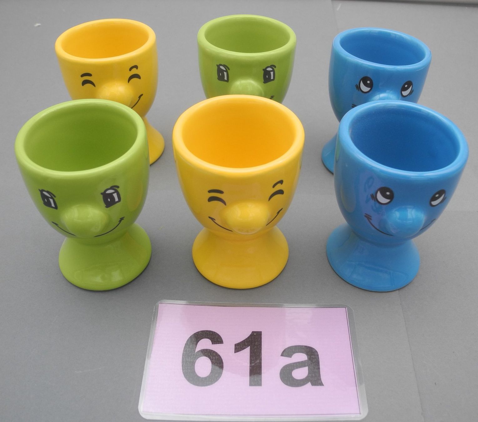 Altre Stoviglie: 6 farbige Eierbecher mit Gesicht, Nr. 61a – Nuovo e nell'imballaggio originale da Kottwil venduto da Crazyrolf 1