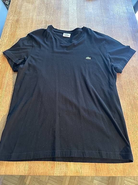 T-Shirts: Lacoste Shirt – Gebraucht aus Luzern von Modano02