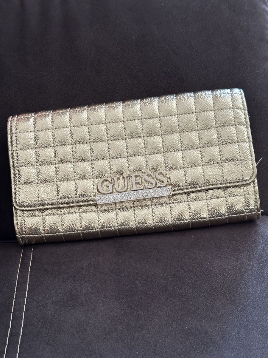 Guess Portamonete: Damen Guess Portmonee – Nuovo (secondo la descrizione) da Basel venduto da Ivana_4 1