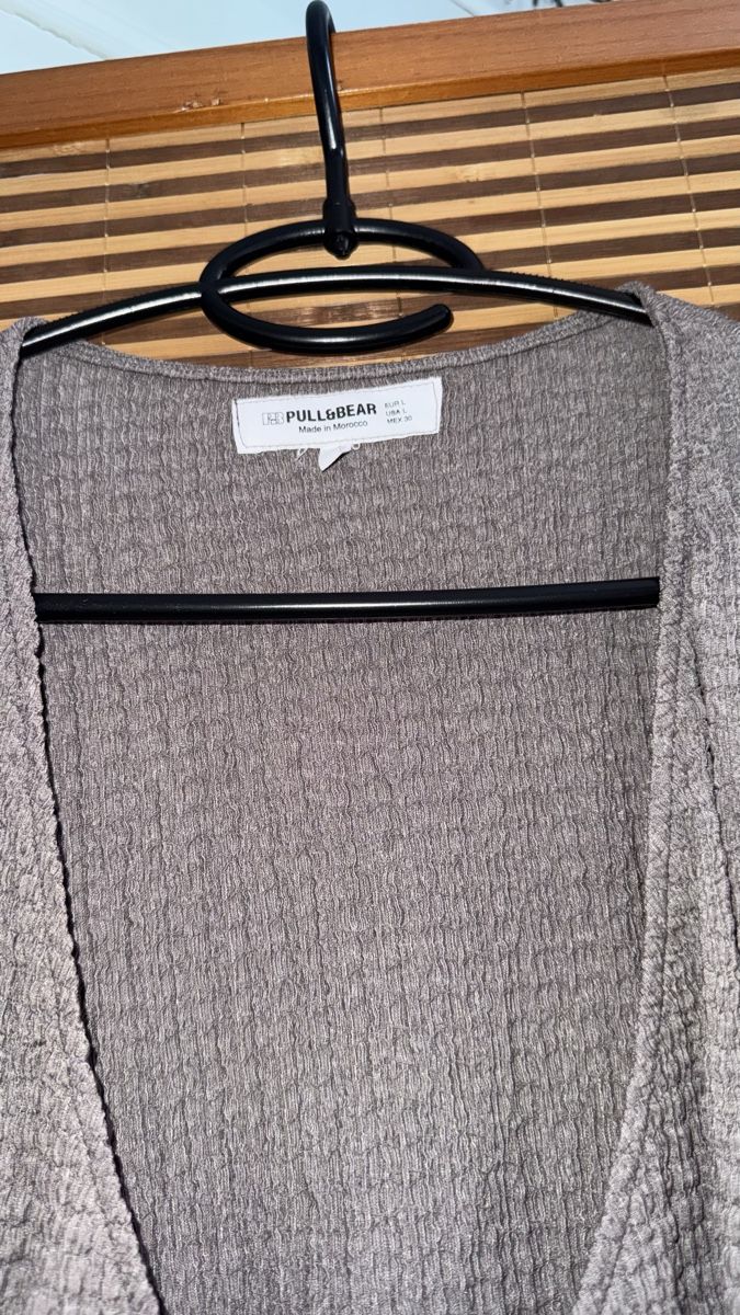 Pull&Bear Camicette: Wickelbluse Pull&Bear, L/XL – Usato da Gümligen venduto da morticiaaddams 1