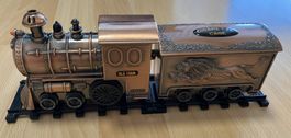 Gas Tischfeuerzeug Dampflokomotive mit Waggon und Melodie