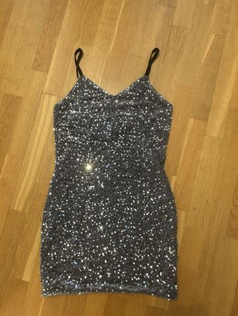 Schönes Pailletten Kleid neu gr m