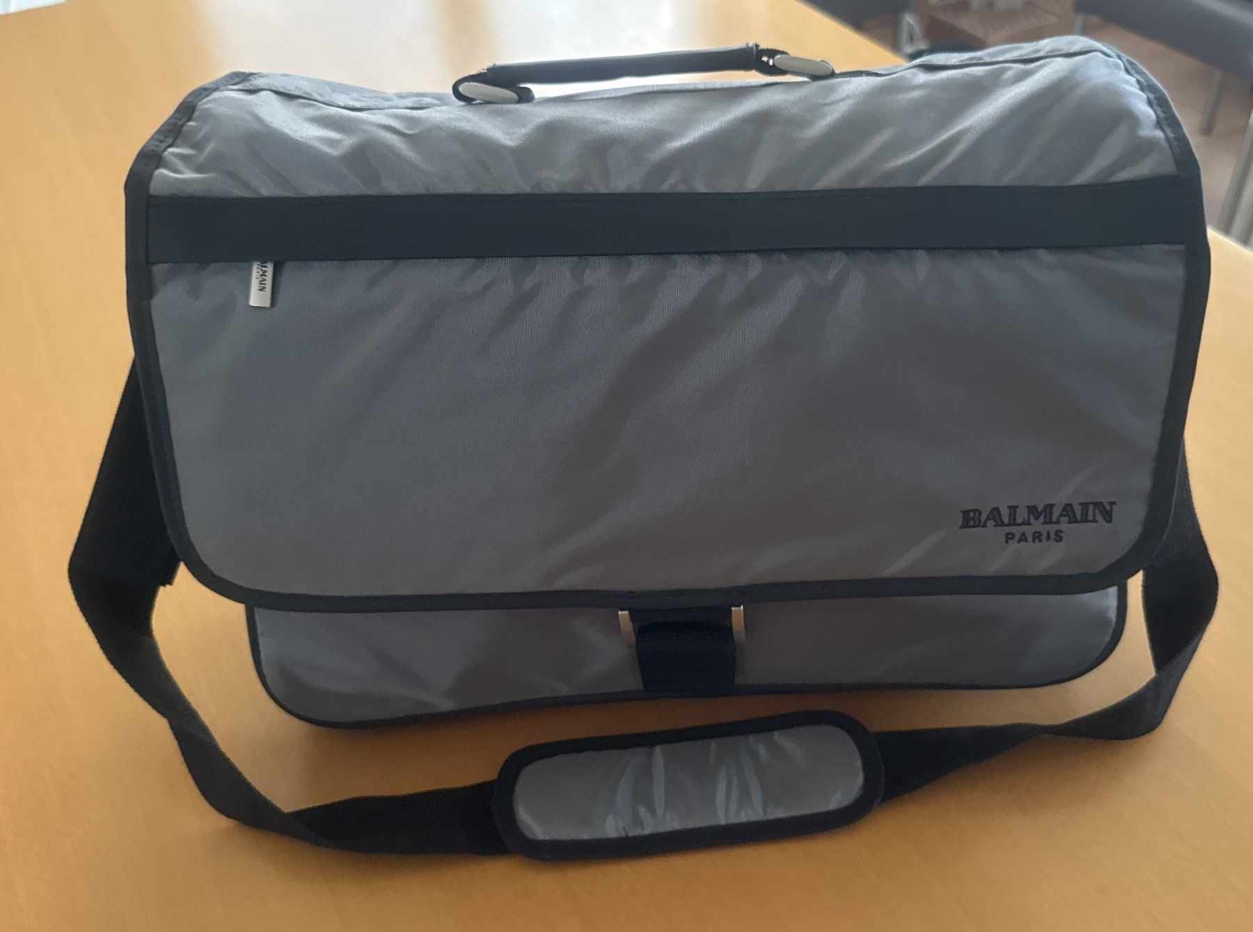 Valigie & Borse: Sac Messenger / Porte-documents BALMAIN – Nuovo e nell'imballaggio originale da Prez-vers-Noréaz venduto da Joenicorn 4