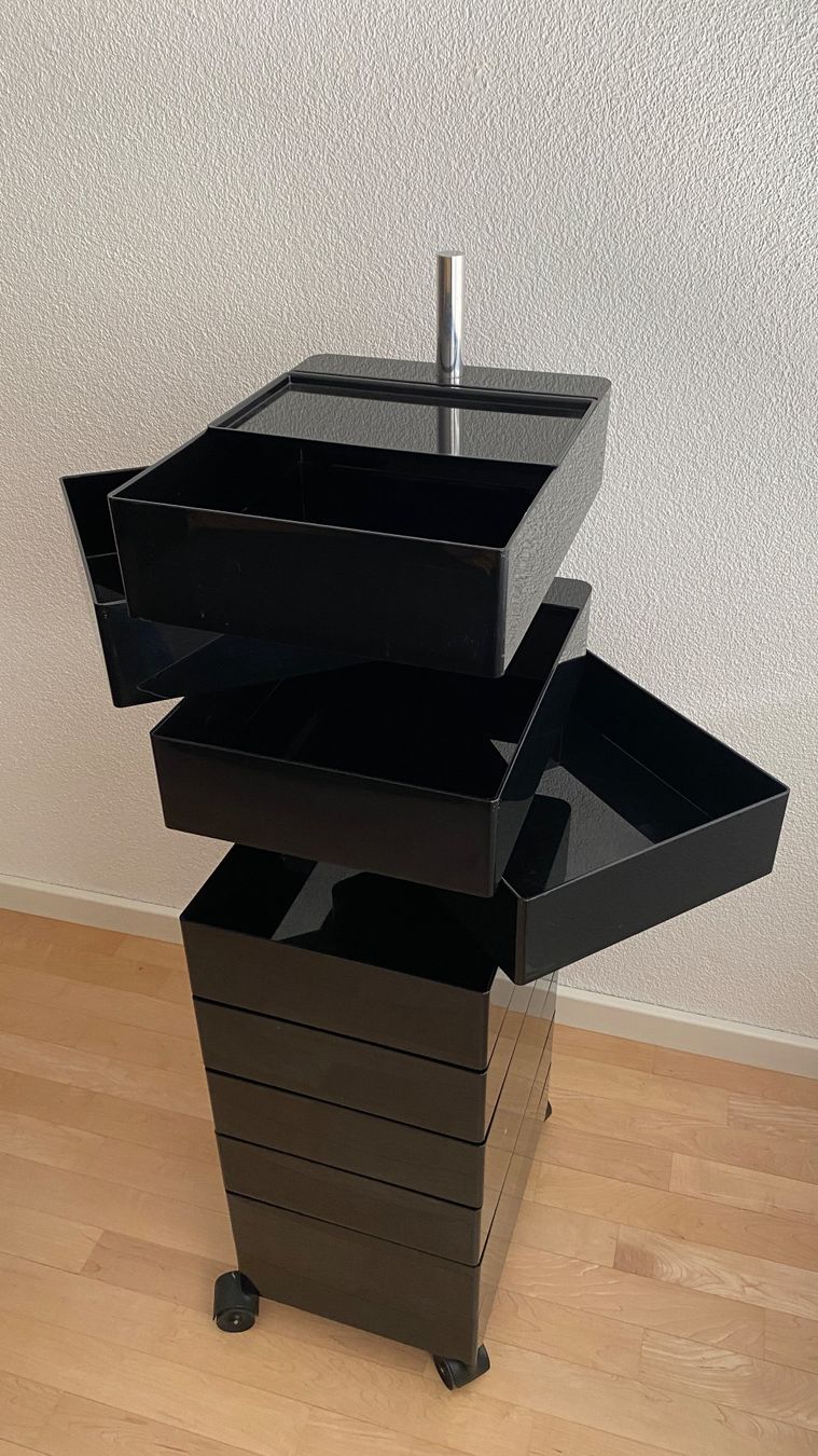 Eléments de bureau: Design Rollcontainer Magis 360° mit 10 Fächer schwarz – D'occasion à Thun par and_275y 1