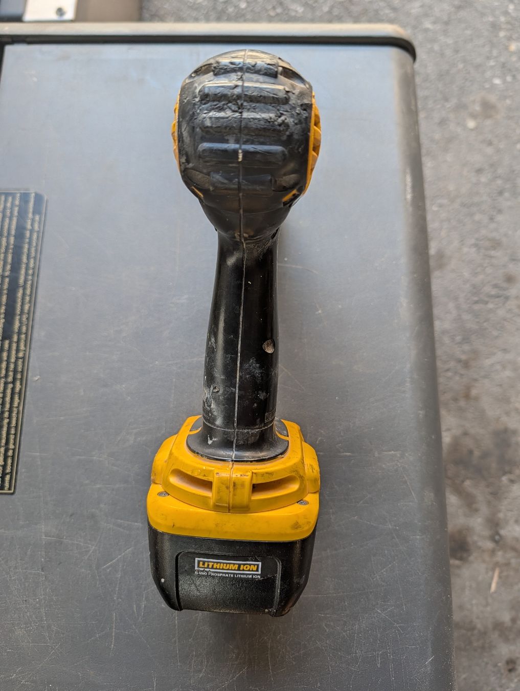 Alle Maschinen: DeWALT Akkuschrauber 14,4V – Gebraucht aus Erstfeld von up. 3